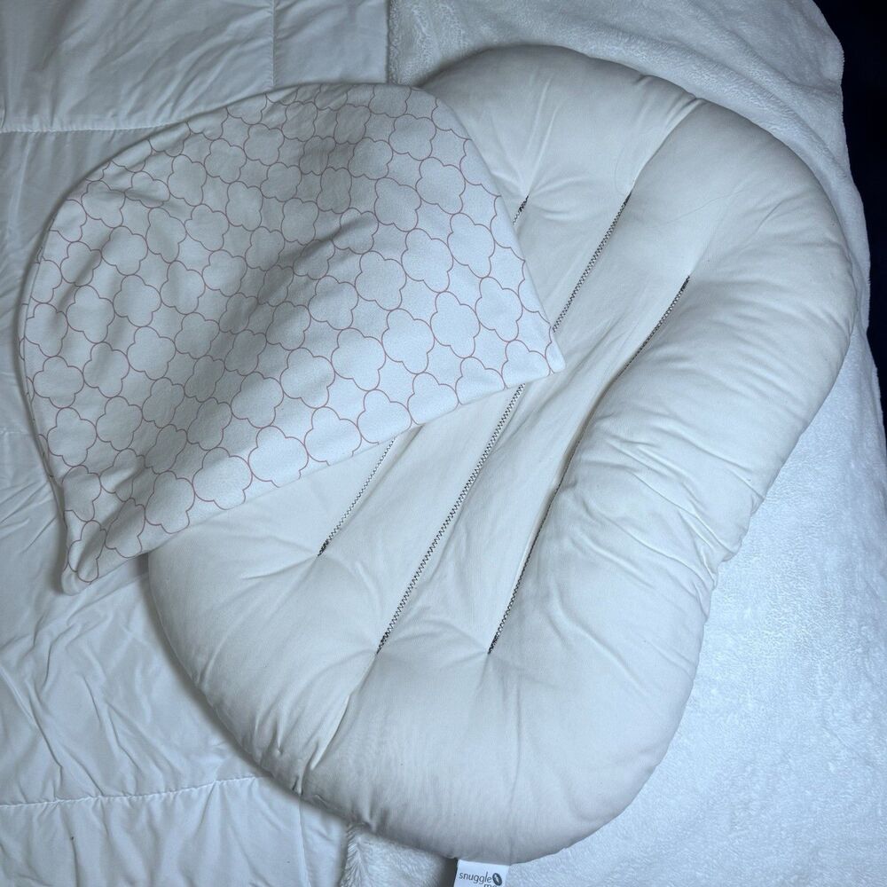 Snuggle Me Organic Infant Lounger - White Pink Clover Cover beige Sleep pillow